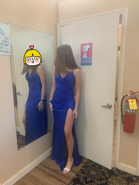 Elegantes Abendkleid in Meerjungfrau-Optik in Königsblau, charmantes Ballkleid Y1279