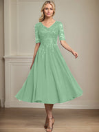 Vestido de gasa con encaje y lentejuelas para madre de la novia, corte A, escote en V y largo hasta la rodilla