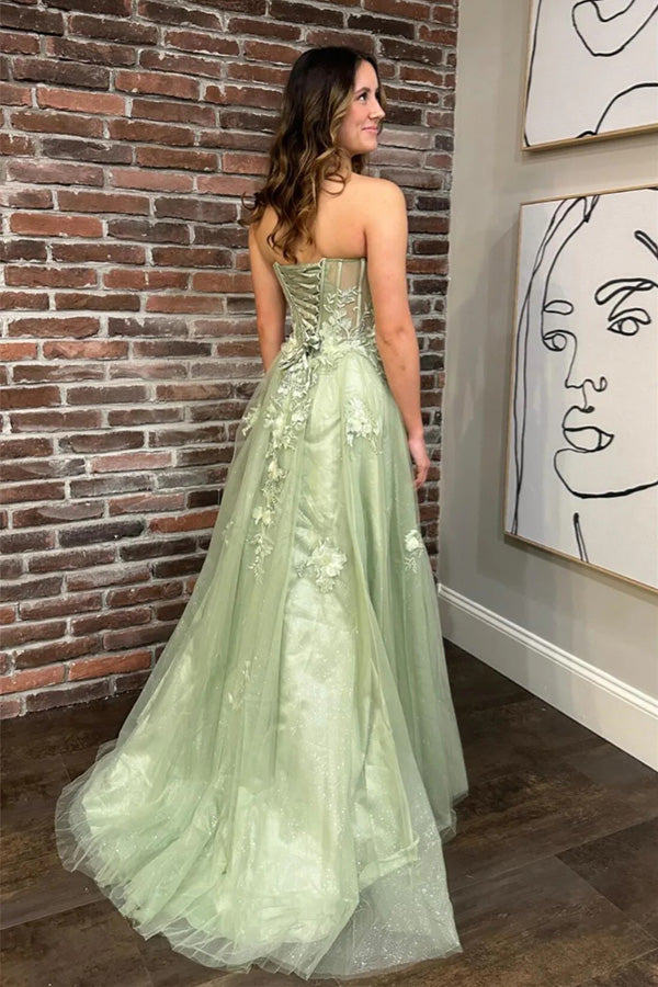 Salbeigrünes trägerloses, langes A-Linien-Ballkleid mit Blumenmuster und Schlitz, PSK500