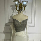 2025 Elegant White Arabic Strapless Evening Gown with Crystal Beaded Dress and Gloves for Formal Occasion LA72758