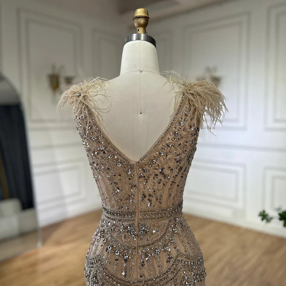 2025 Arabisch Blau Elegante Split Meerjungfrau Perlen Federn Lange Abendkleider Kleider für Formelle Anlässe LA72742 