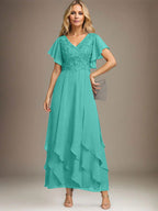 Vestido de gasa con encaje y escote en V hasta los tobillos para madre de la novia con volantes en cascada