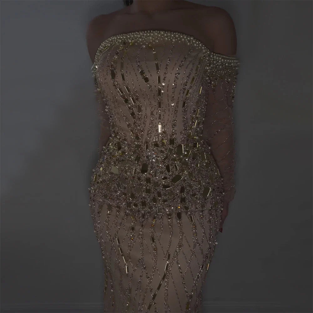 Vestidos de noche estilo sirena dorados Arabia 2025, de lujo, con cuentas y hombros descubiertos, estilo Dubái, para mujer, para fiesta de bodas, LA72404 
