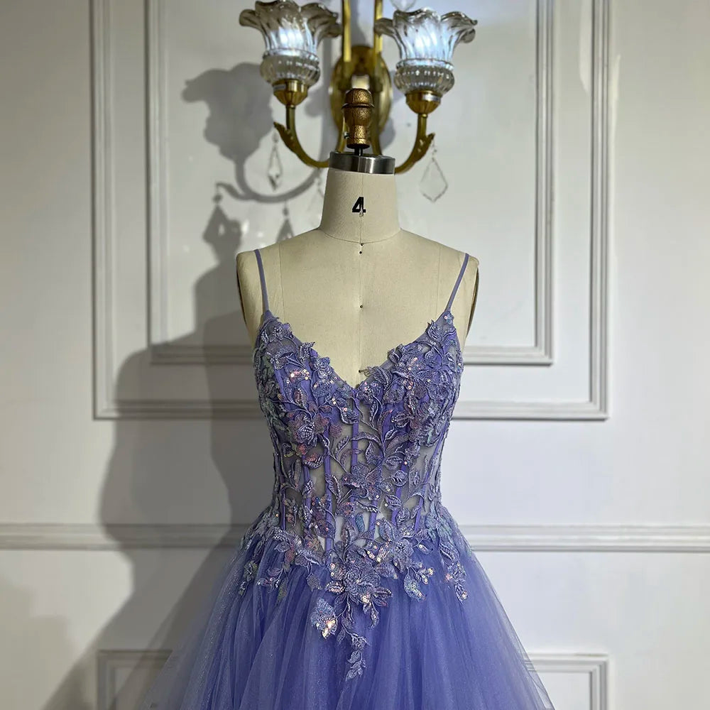 Vestido de noche de lujo azul árabe con tirantes finos, corte A, apliques de encaje escalonados para fiesta de mujer LA72617 