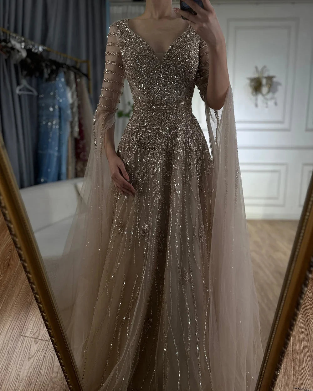 2025 Arabic Caramel Elegant A-Line Beaded Long Evening Dresses Gowns with Cape Sleeves for Formal Occasion LA72750