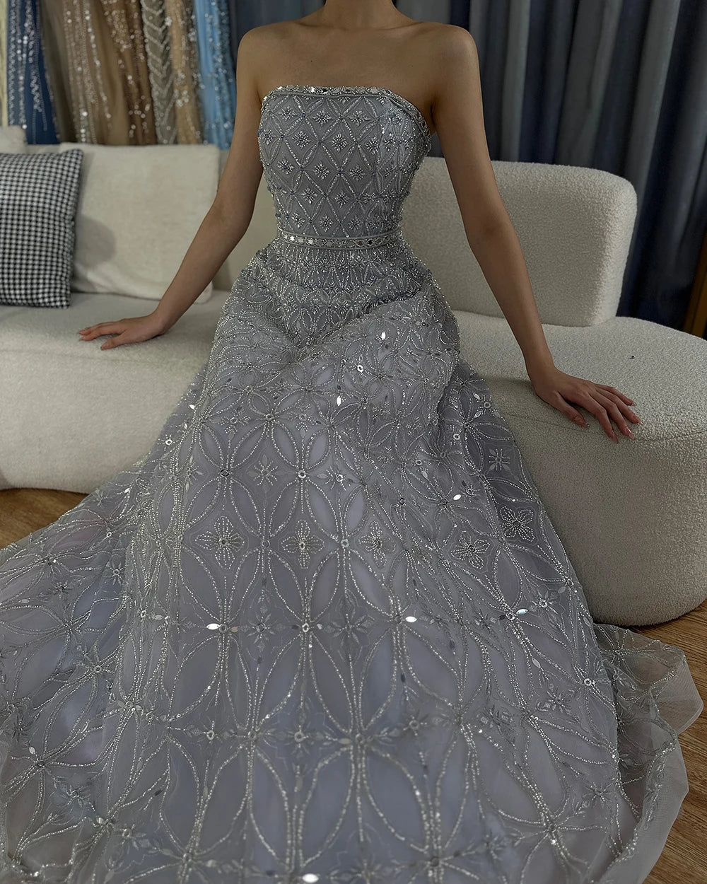 2025 Arabic Gray A Line Elegant Strapless Beaded Long Evening Dresses Gowns for Formal Occasion LA72755