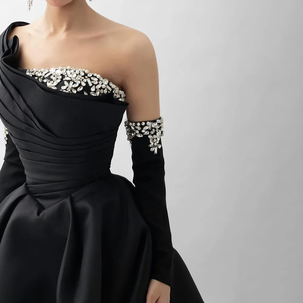 2025 Black One Shoulder Satin A Line Beaded Evening Gown with Sleevelets for Women's Party Saudi Dress LA72741