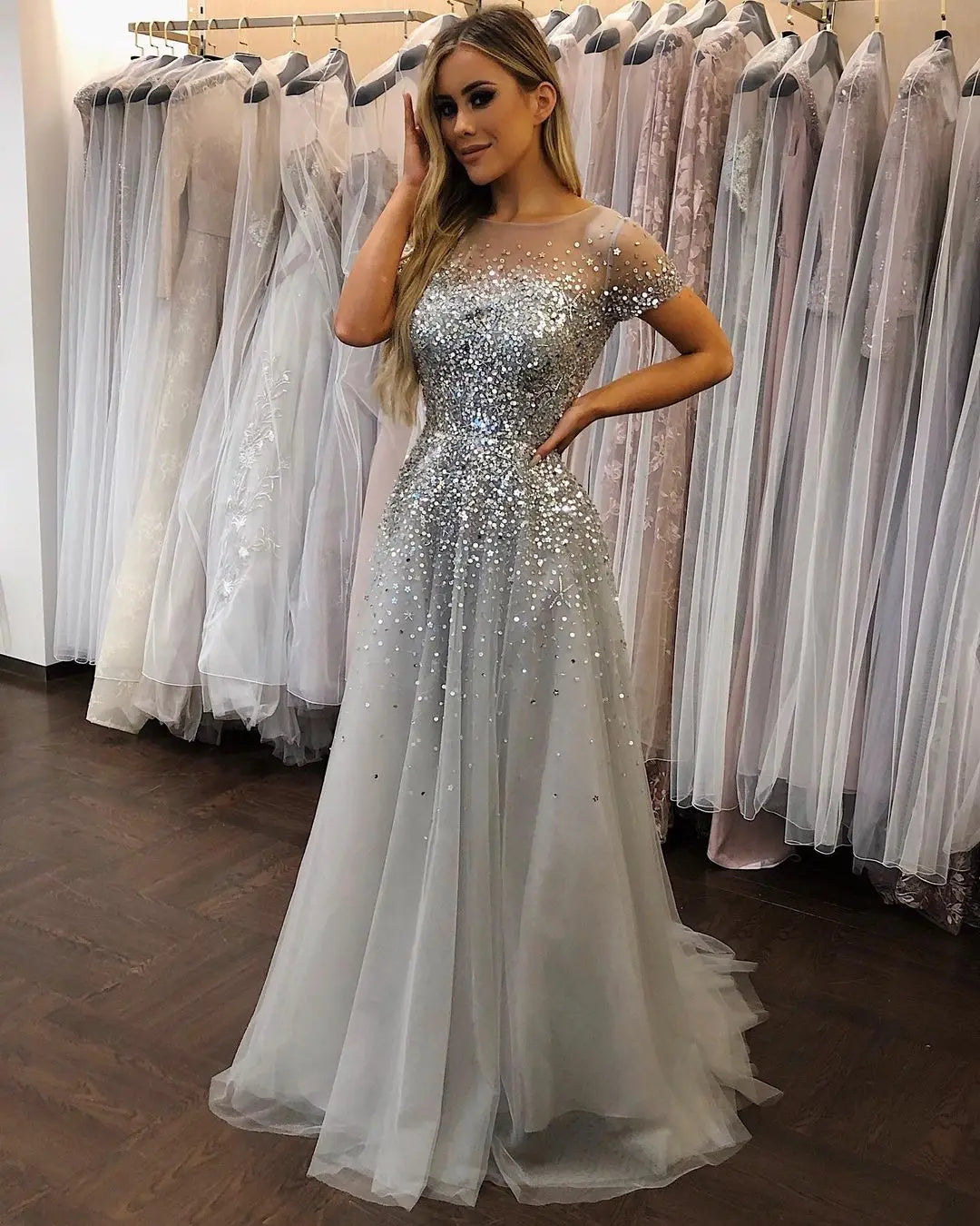 En oferta, sin devolución ni reembolso, 2025, vestidos de noche grises de lujo en forma de A con mangas cortas y cuentas, elegantes vestidos de fiesta para mujer LA70976 