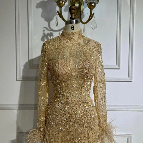 2025 muslimische Frauen Hochzeit Party Dubai Kleider Gold Luxus Perlen Federn Meerjungfrau Lange Abendkleider LA72546 