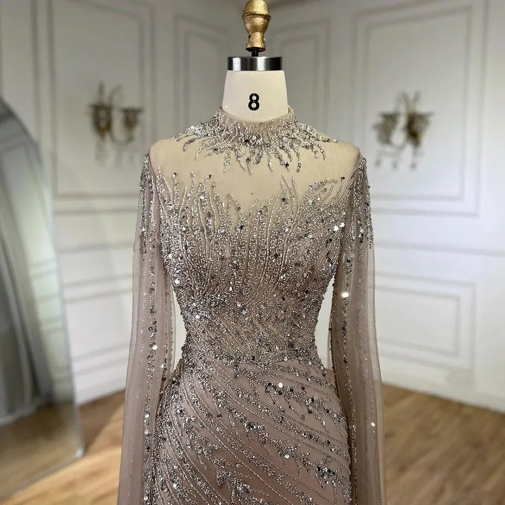 Luxuriöses Abendkleid im Meerjungfrauen-Stil in Schwarz mit Cape-Ärmeln LA71885A 