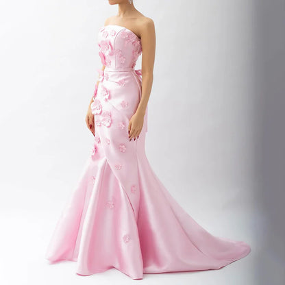 Vestido de noche estilo sirena con flores 3D rosas y sobrefalda desmontable LA72740