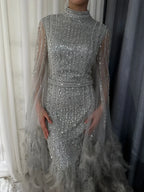 Vestido de noche de sirena gris plateado con mangas estilo capa, plumas y cuentas, largo hasta los tobillos, para ocasiones formales, LA72747 