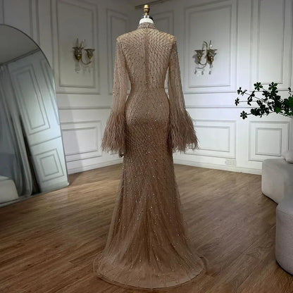 Luxus Dubai Federn Nude Abendkleider Lange Ärmel LA72394 