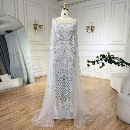 Luxuriöses arabisches türkisfarbenes Abendkleid mit Cape-Ärmeln LA72400