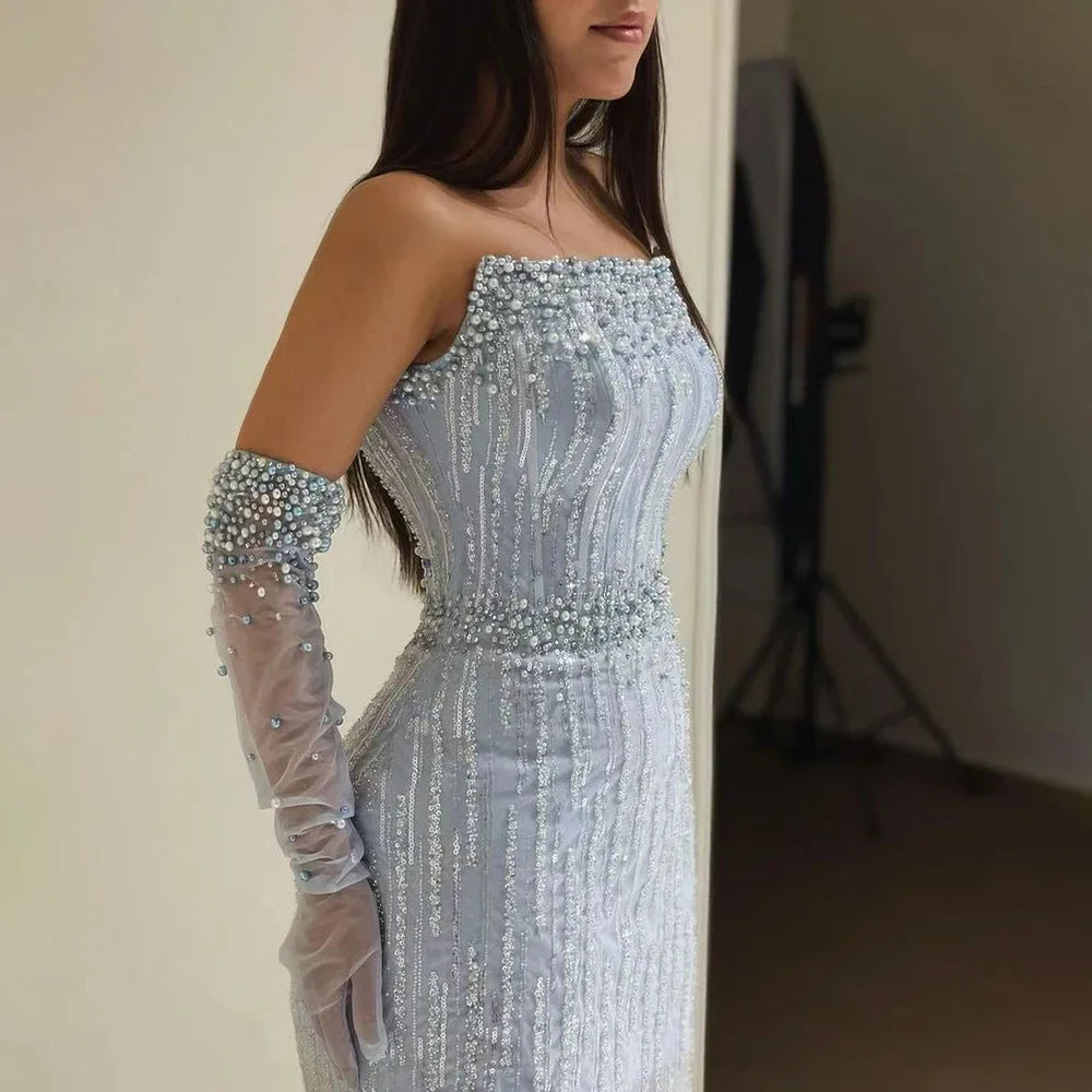 Hellblaue Perlen Luxus Dubai Abendkleider Elegantes trägerloses LA71950A