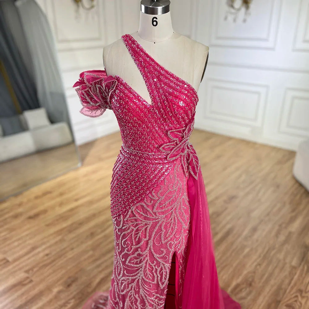 Arabisches Fuchsia One-Shoulder-Tüll-Überrock Meerjungfrau-Abendkleid mit Perlen für Damen | Hochzeitsfeier 2025 LA72599 