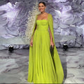 Saudi-arabisches Zitronengelbes Dubai-Abendkleid mit Umhang LA71988