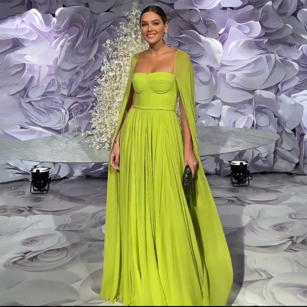 Saudi-arabisches Zitronengelbes Dubai-Abendkleid mit Umhang LA71988