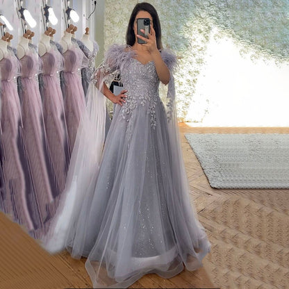 Abendkleid im Meerjungfrau-Stil mit Perlenbesatz und Quaste in Silber und Lila LA71814