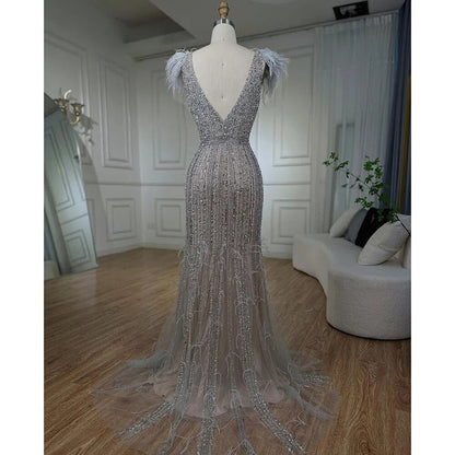 Vestido de noche árabe de sirena gris nude con escote en V, elegante, con plumas y cuentas, para mujer, para fiesta de boda, LA72184 