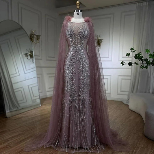 Vestido de noche árabe de sirena rosa con elegantes plumas de lujo y mangas de capa con cuentas para fiesta femenina 2025 LA71709A 