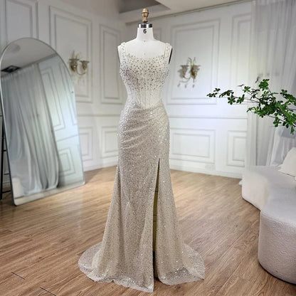 Beige Meerjungfrau Bodenlangen Abendkleider Luxus Perlen Kristall Spaghetti Strap Party Kleider Für Frauen 2025 LA72163 