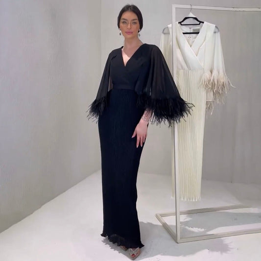 Vestido de noche marroquí elegante con mangas de capa y plumas de sirena negra para mujer, ideal para bodas 2025 LA71852 