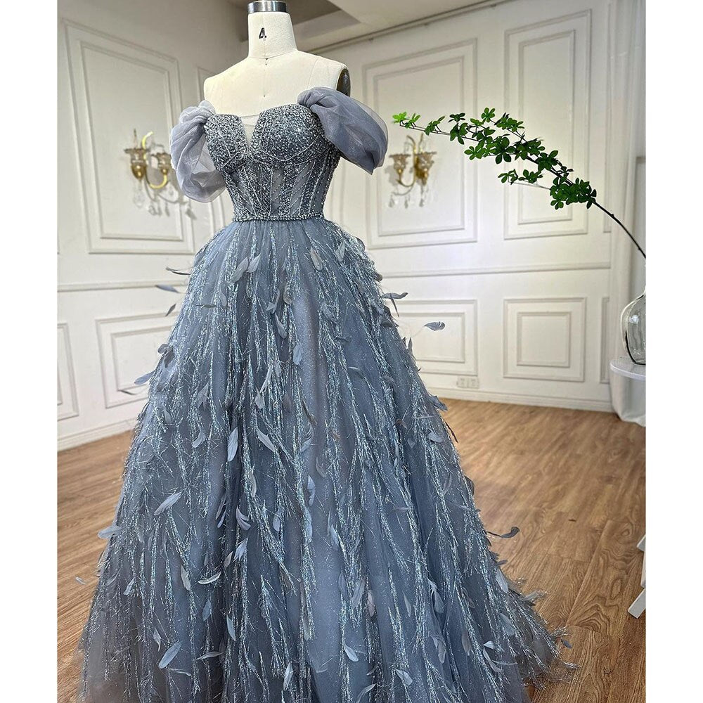 Vestido de noche azul de lujo, corte A, sexy, con hombros descubiertos, cuentas y plumas, ideal para bodas y fiestas 2025 LA72120 