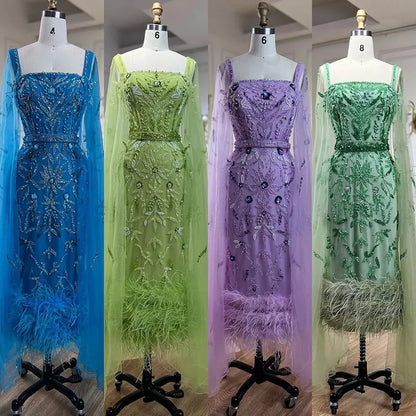 Blaues Meerjungfrau-Abendkleid im Knöchellänge mit Federn und Perlen und Cape LA71841A 