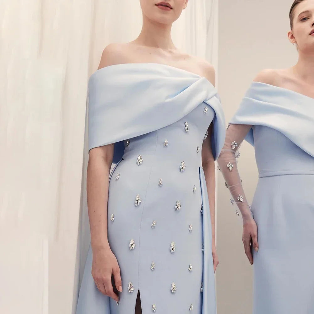 Vestido de noche azul de satén, sencillo, elegante, con abertura alta, corte sirena, cuello barco y cuentas, para mujer, fiesta 2025 LA72458 