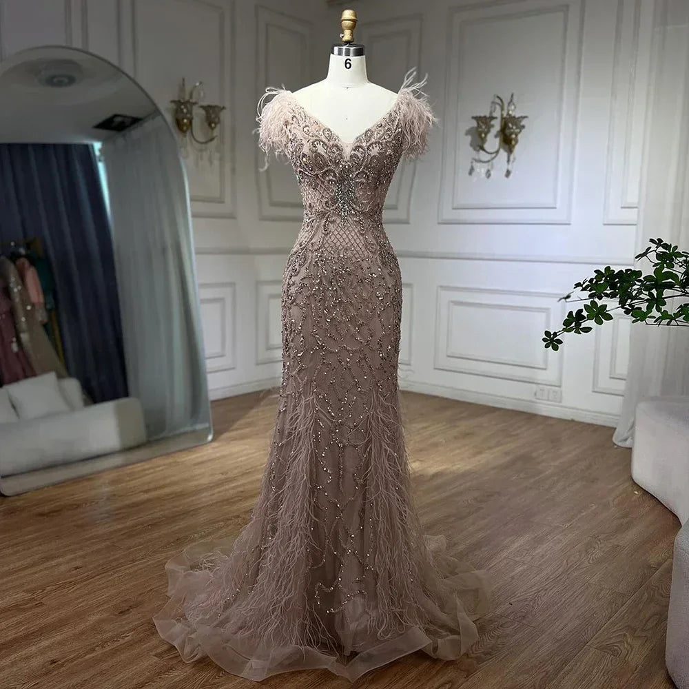 Champagner Meerjungfrau Elegante Abendkleider Diamant Federn Ärmellos Formale Luxus Perlen 2025 LA70350 