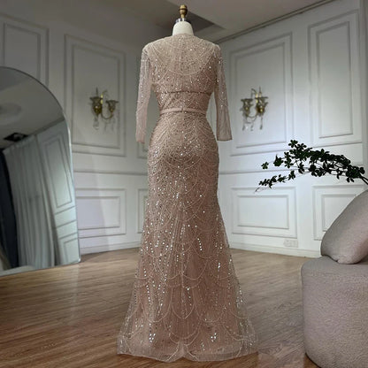 Vestido de sirena color piel con tirantes finos y cuentas, con chaqueta de manga larga desmontable para ocasiones formales LA72160C