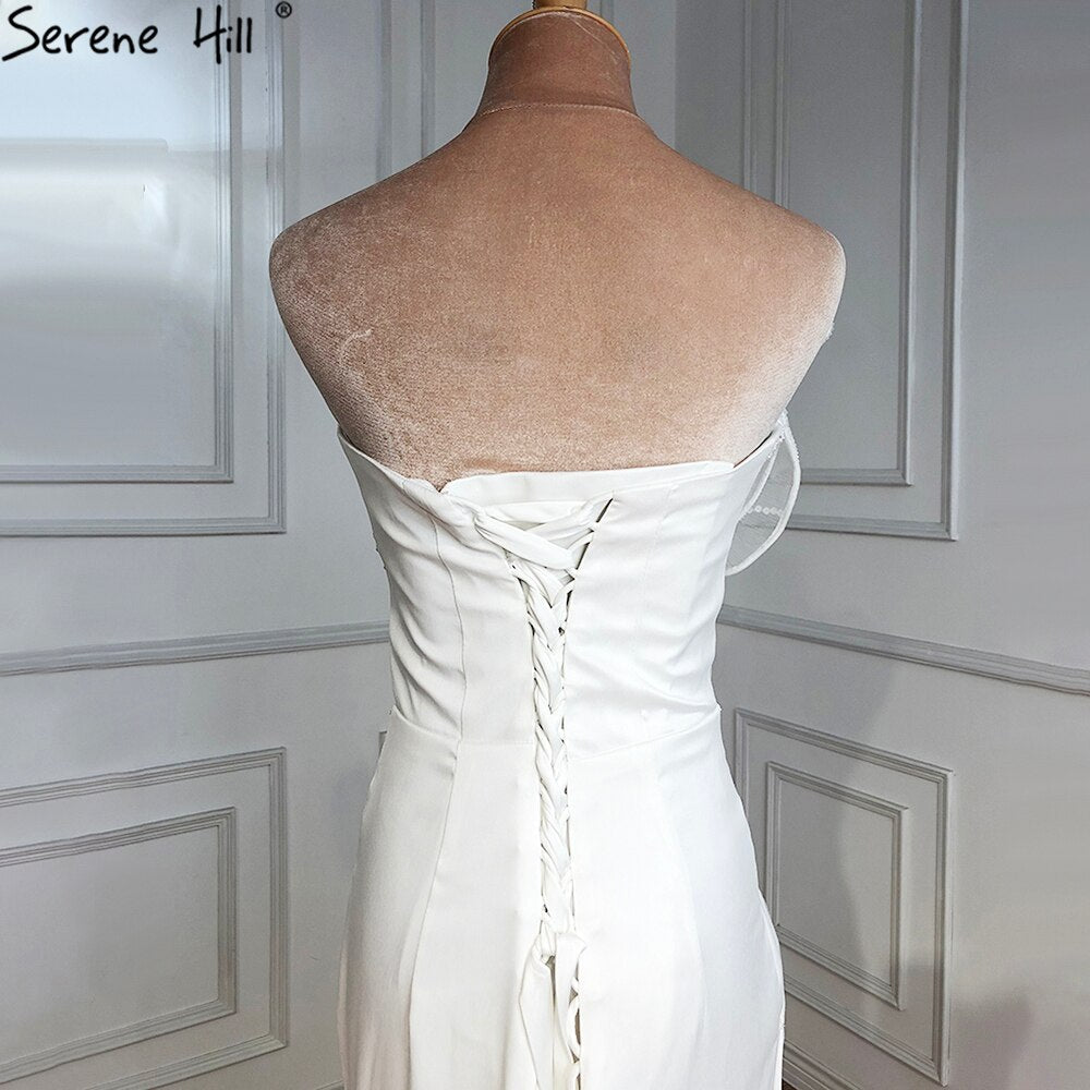 Vestidos de noche de diseñador de satén blanco con cuentas y abertura, corte sirena, elegantes y sexys, para fiestas, HM67188 