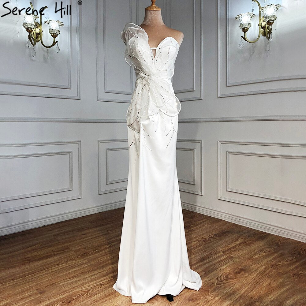 Vestidos de noche de diseñador de satén blanco con cuentas y abertura, corte sirena, elegantes y sexys, para fiestas, HM67188 