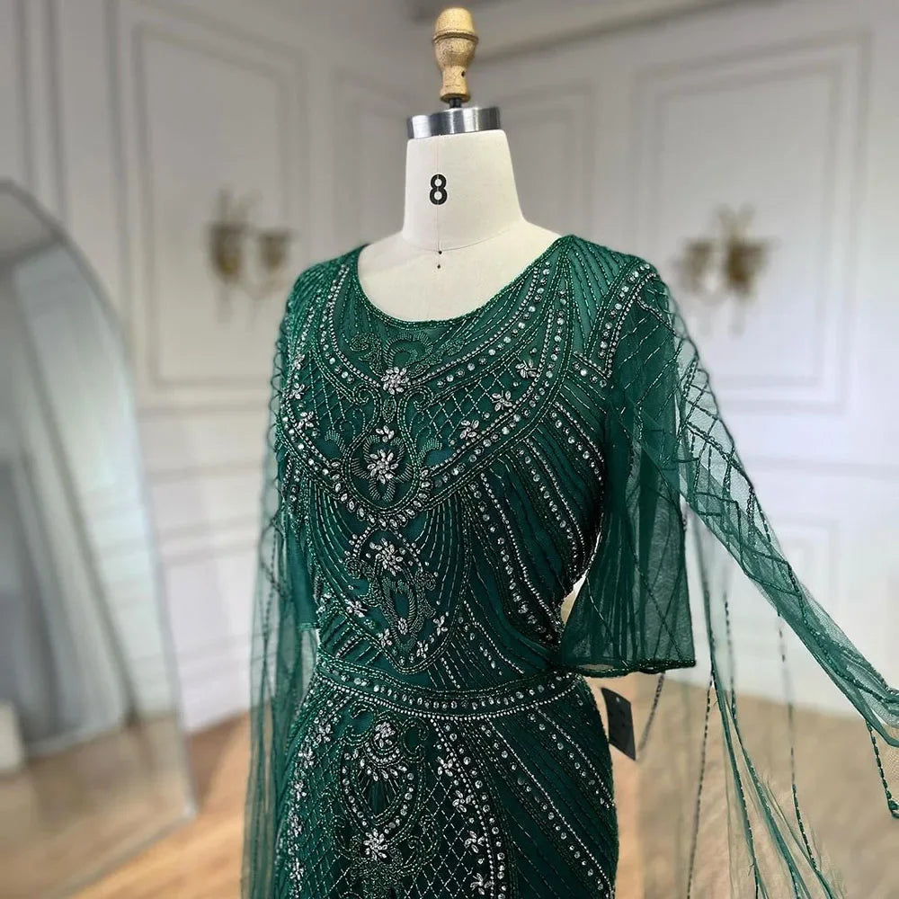 Vestido de noche estilo sirena verde árabe de Dubái con elegantes mangas de capa con cuentas de lujo para mujer, fiesta 2025 LA72562 