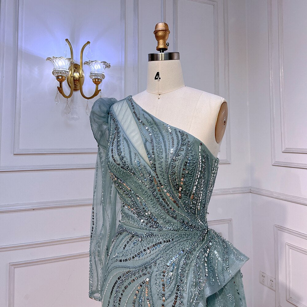 Vestido de noche rosa de corte sirena con un hombro y sobrefalda LA72062