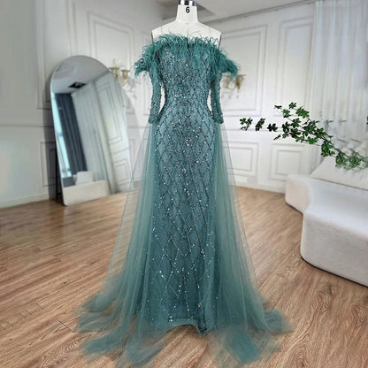 Vestidos de noche elegantes de sirena sin tirantes con plumas turquesas y cuentas de Dubái 2025 para mujer, fiesta de bodas LA72169 