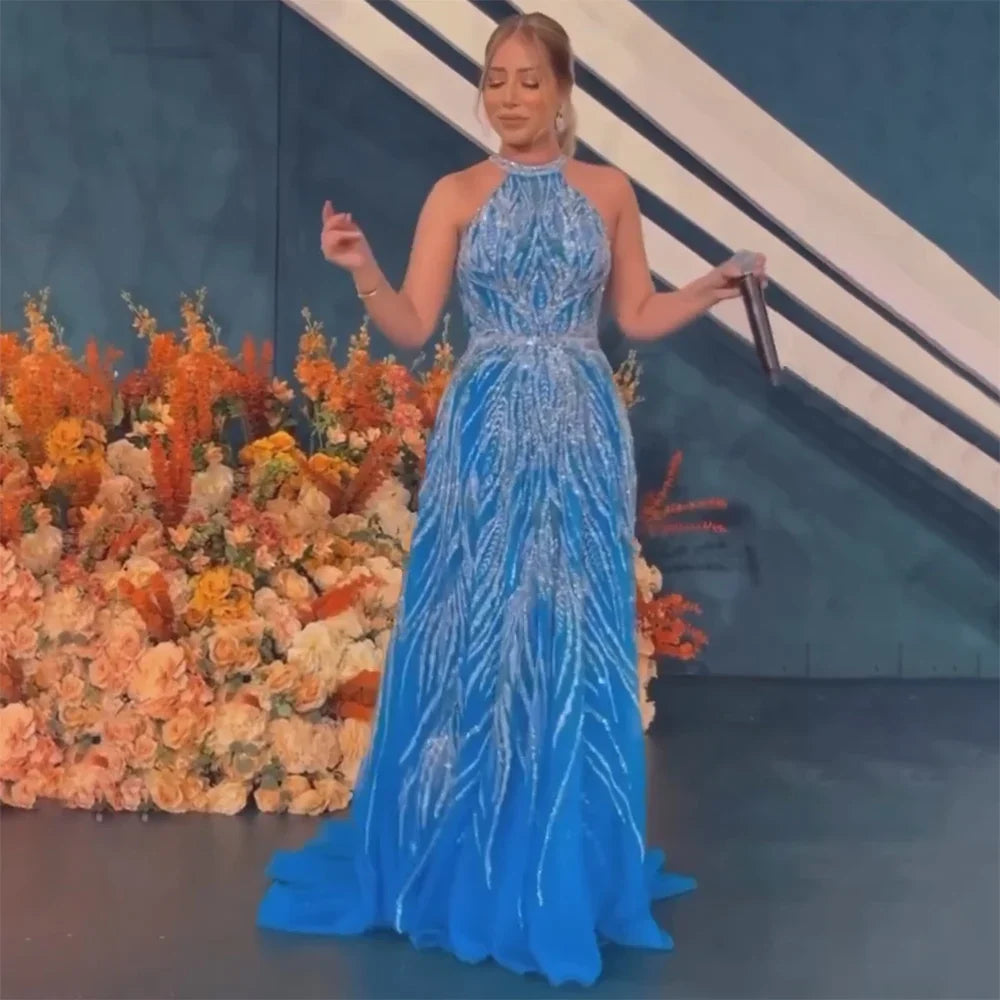 Elegante vestido de noche azul árabe de corte A con cuello halter, de lujo, estilo Dubái, para mujer, para fiesta de boda 2025 LA72302 