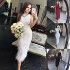 Elegante vestido de noche midi con plumas en blanco y negro LA72076
