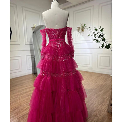 Elegante vestido de noche fucsia de corte A con escote corazón y hombros descubiertos, con cuentas y capas, para mujer, para fiesta 2025 LA72035 