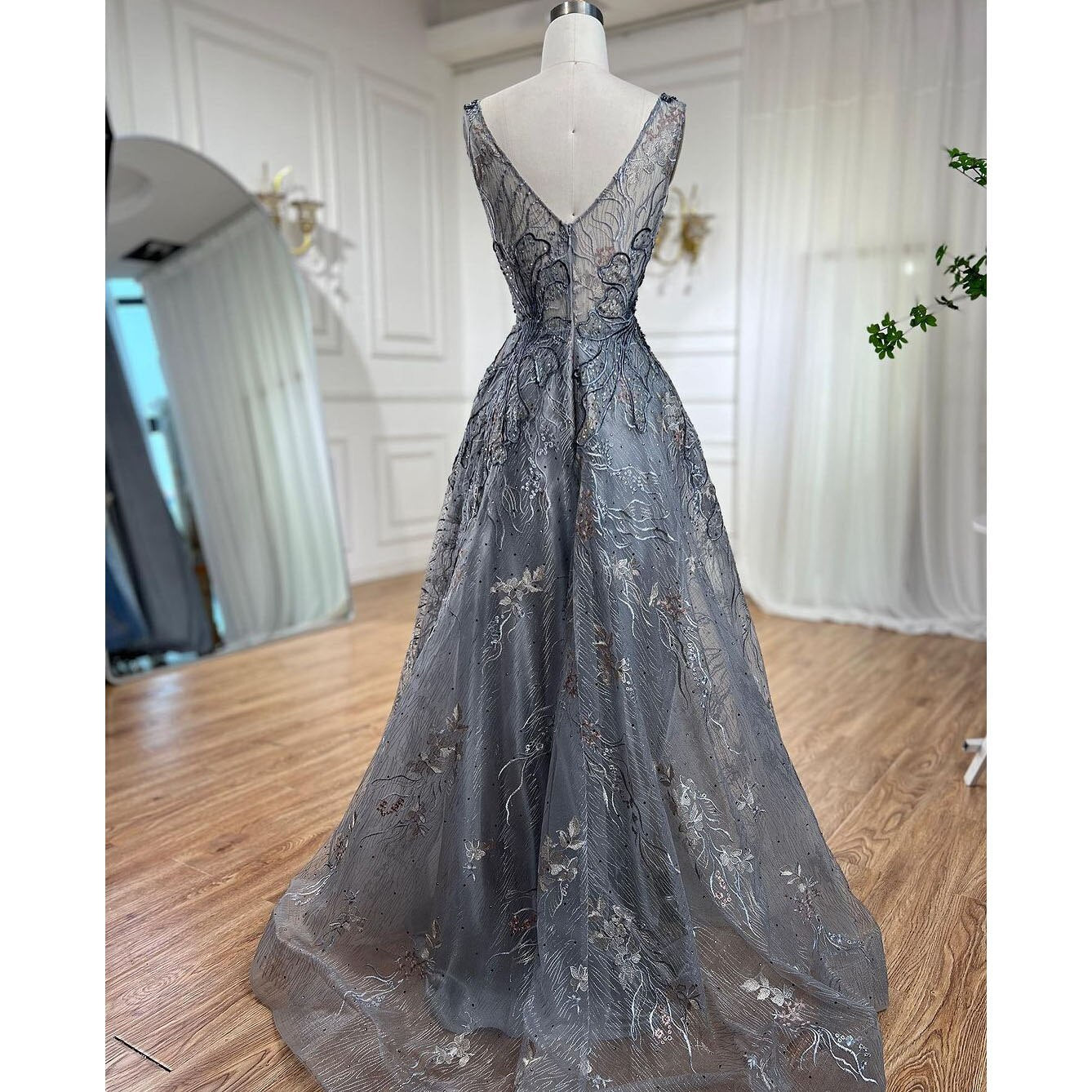 Grau A-Linie Luxus Abendkleider 2025 Perlen Ärmellos Sexy Für Frauen Hochzeit Party LA71250 