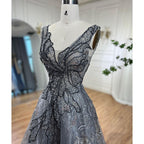 Grau A-Linie Luxus Abendkleider 2025 Perlen Ärmellos Sexy Für Frauen Hochzeit Party LA71250 