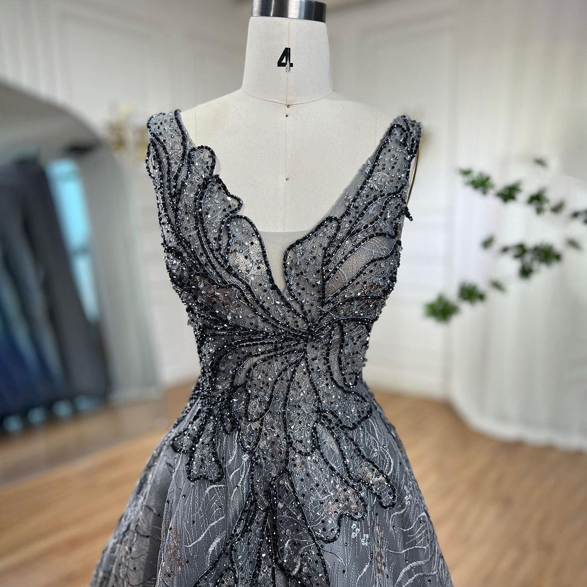 Grau A-Linie Luxus Abendkleider 2025 Perlen Ärmellos Sexy Für Frauen Hochzeit Party LA71250 