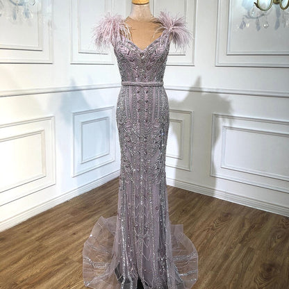 Lila Luxus-Abendkleid im Meerjungfrauenstil mit Perlen und Federn LA70830
