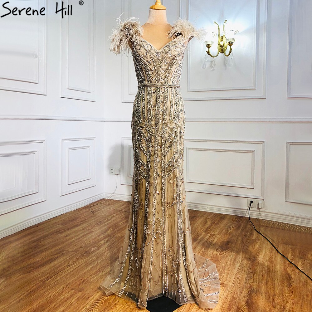 Vestido de noche de sirena de lujo color lila con cuentas y plumas LA70830