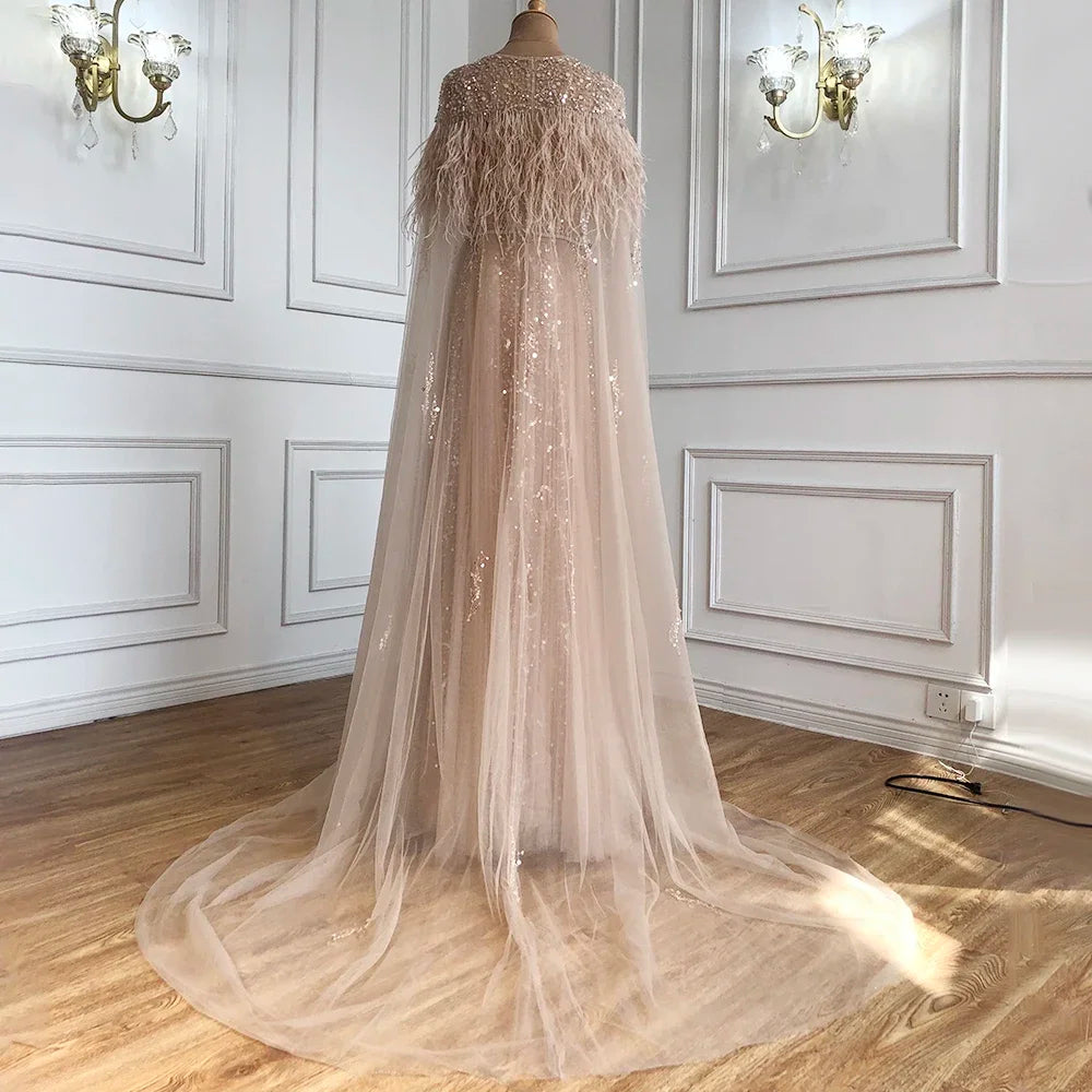 Luxus Dubai Grau Abend Formale Kleider mit Feder Cape Schal Gold Arabisch Frauen Hochzeit Party Kleider Lange LA70640 