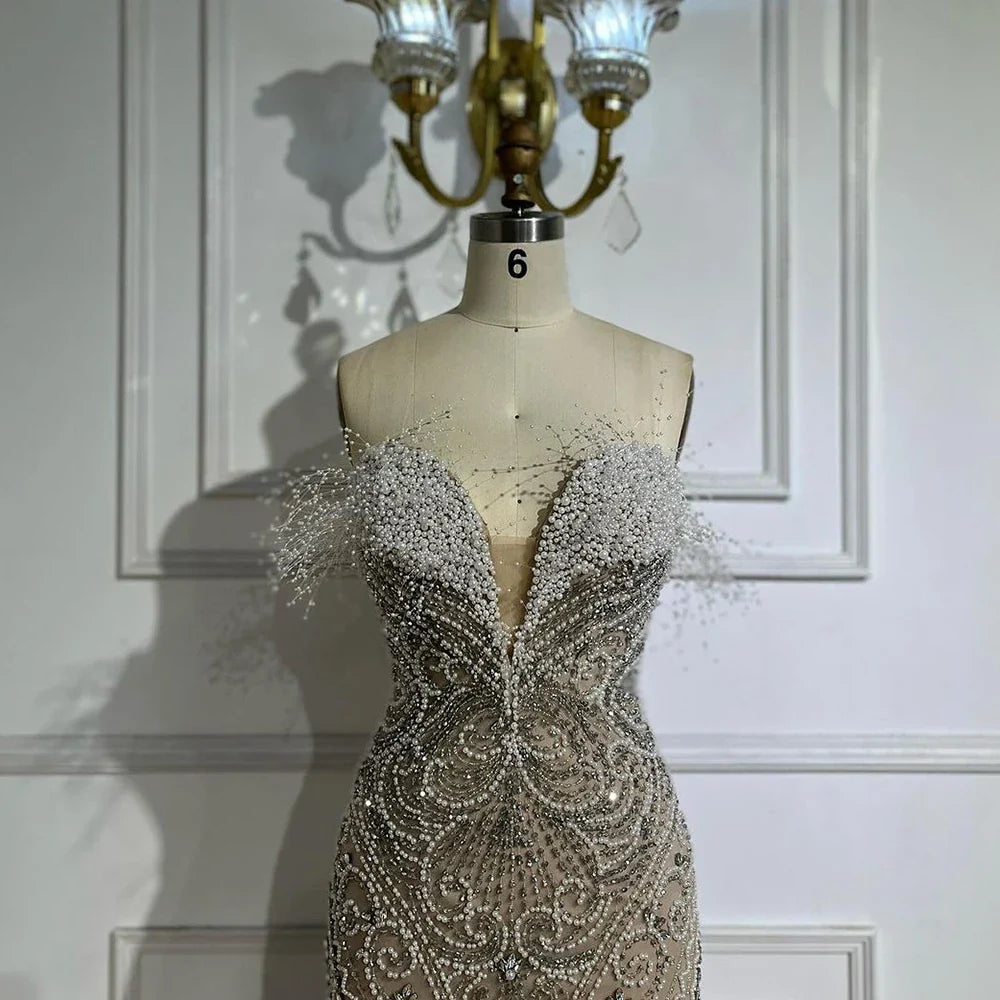 Vestido de noche de lujo de Dubái, blanco nude, sin tirantes, corte sirena, con cuentas y perlas, para mujer, para fiesta de boda LA72522 
