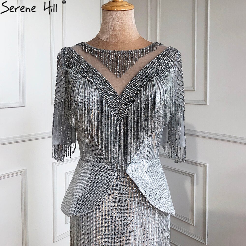 Verkauf Luxus Silber Meerjungfrau Abendkleider Kleider 2025 Elegante Halbarm Perlen Quaste Für Frauen Party LA71017 