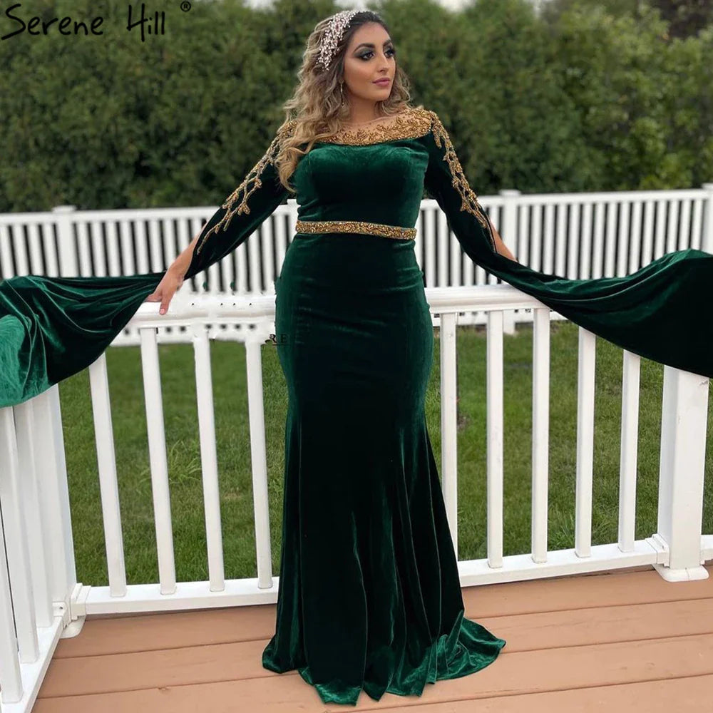 Muslimischen Grün Cape Ärmeln Abendkleider Kleider 2025 Perlen Elegante Meerjungfrau Velours für Frauen Party LA71452 