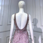 Rosa High Split Meerjungfrau Abendkleider Kleider 2025 Backless Luxus Perlen Feder Für Frauen Party LA71583
